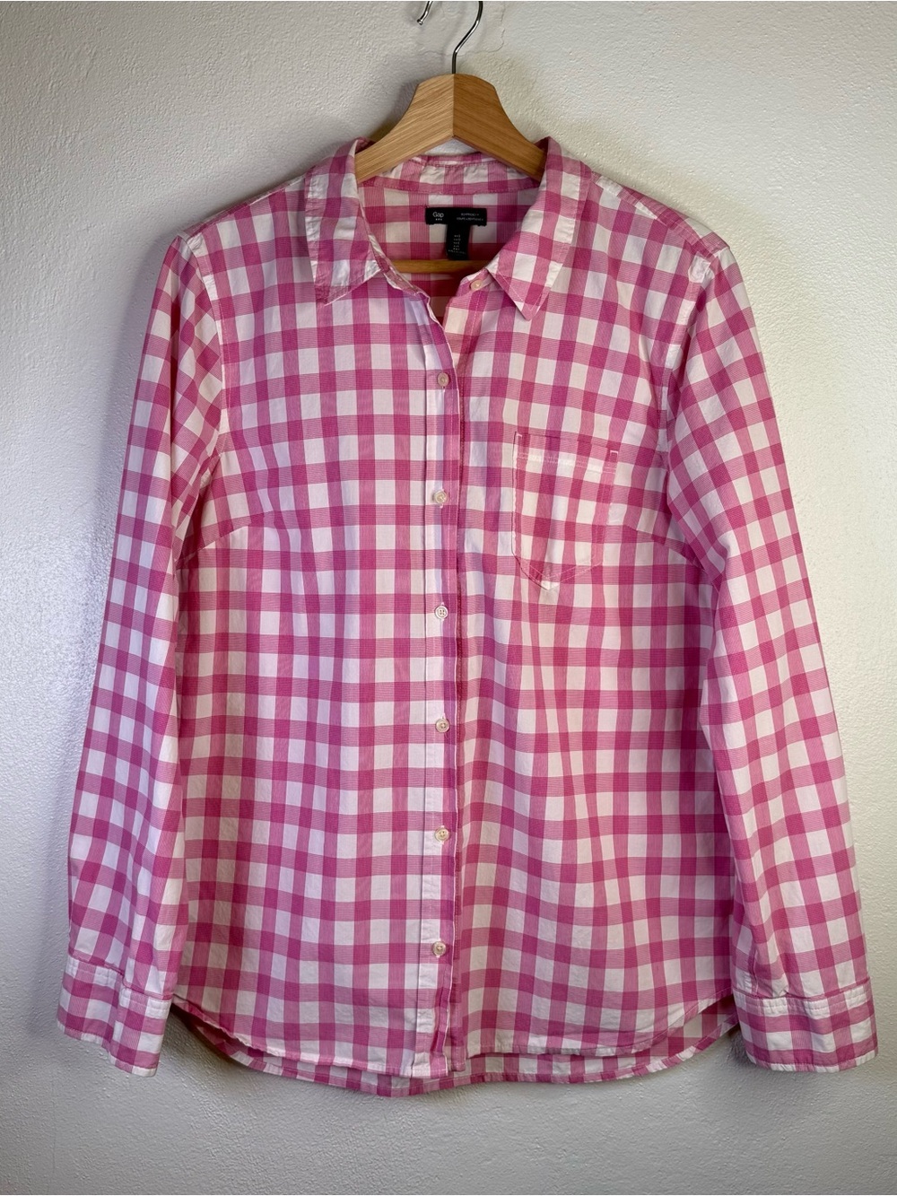 GAP Women's Pink & White Gingham Casual Button-Down Shirt Size Large 100% Cotton